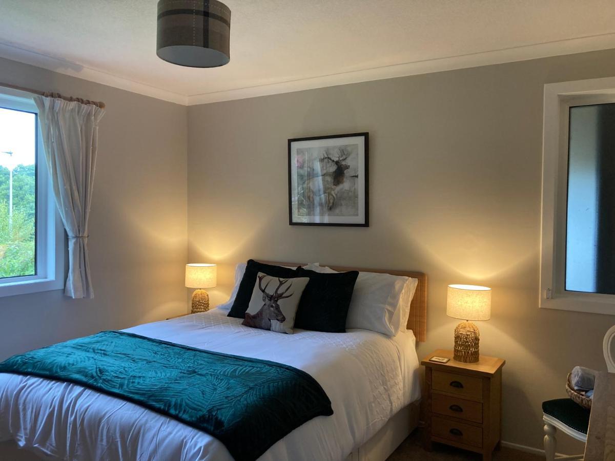 Cedar Lodge Оубън Екстериор снимка