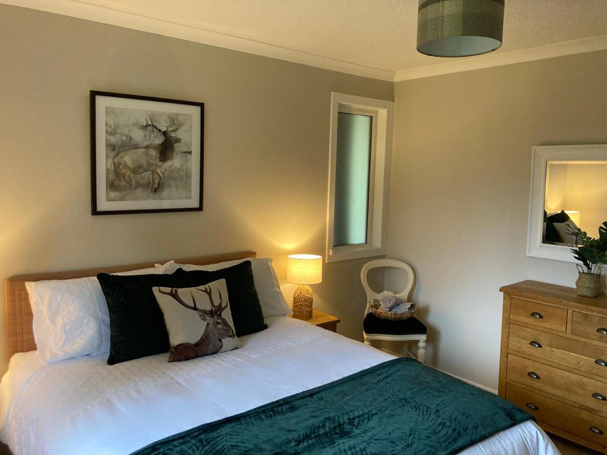 Cedar Lodge Оубън Екстериор снимка